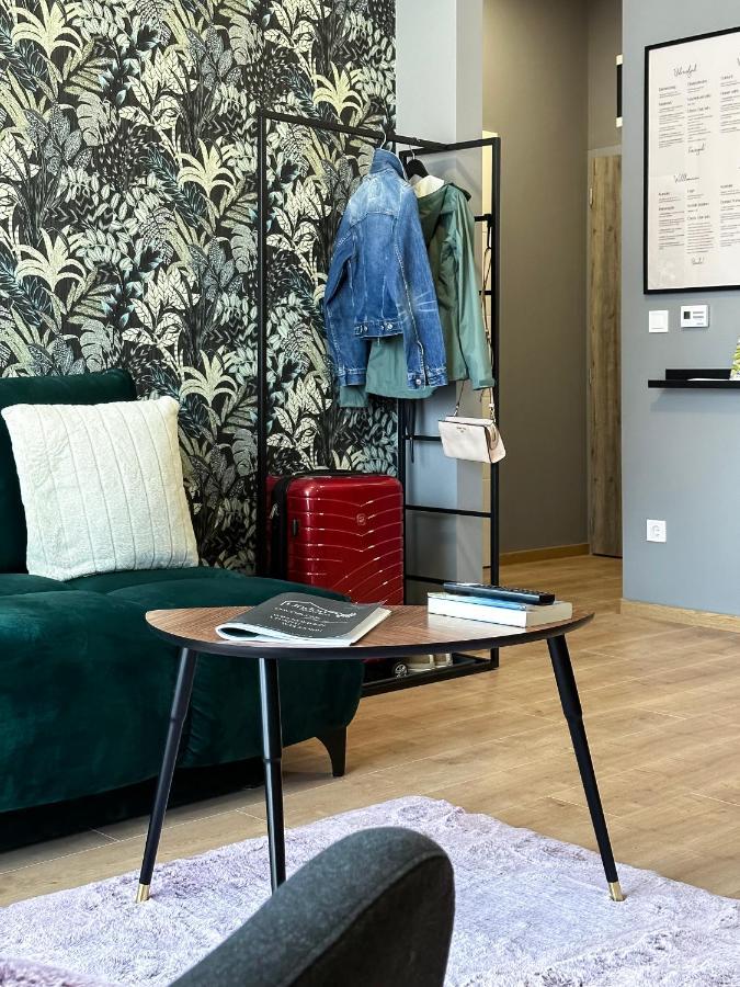 Linden Apartman 107 Glamour (Adults Only) Mosonmagyarovar Exterior foto