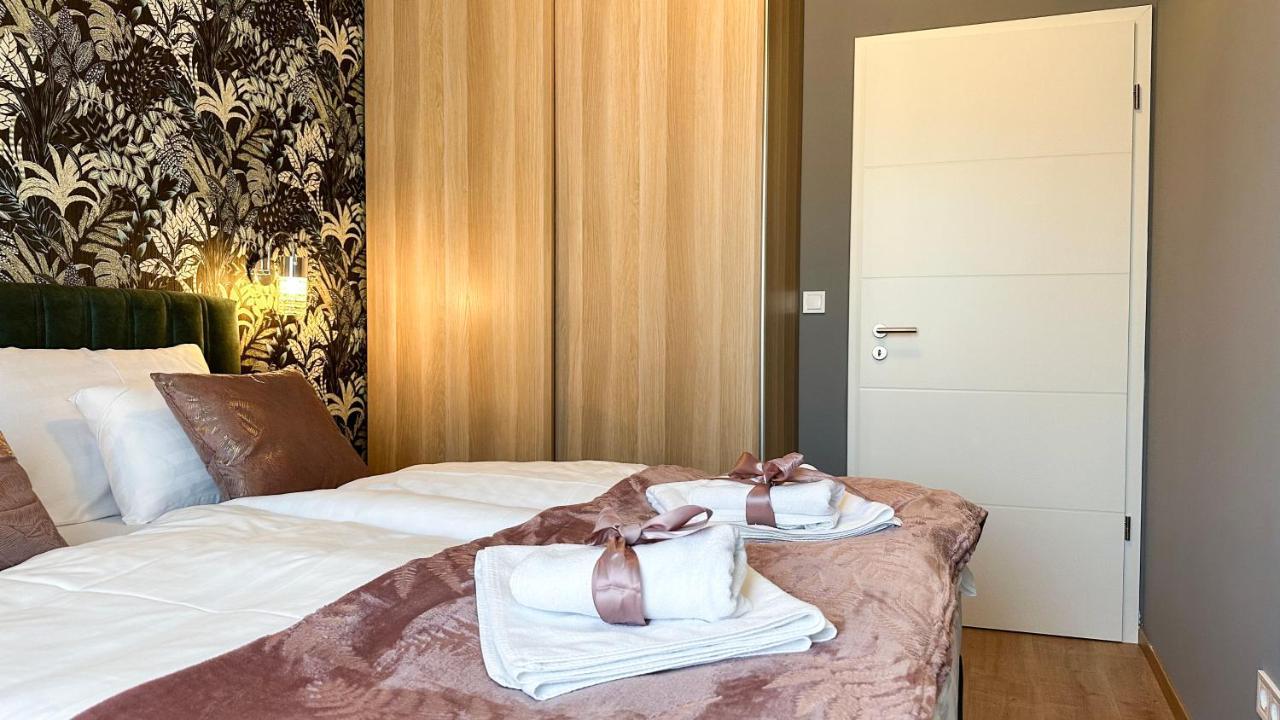 Linden Apartman 107 Glamour (Adults Only) Mosonmagyarovar Exterior foto