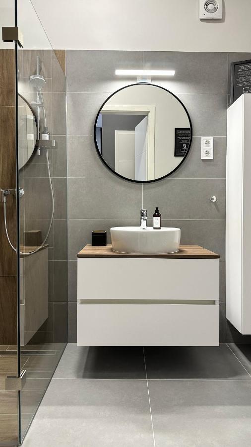 Linden Apartman 107 Glamour (Adults Only) Mosonmagyarovar Exterior foto
