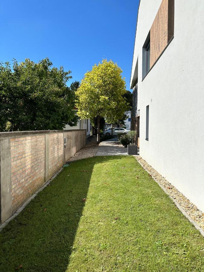 Linden Apartman 107 Glamour (Adults Only) Mosonmagyarovar Exterior foto
